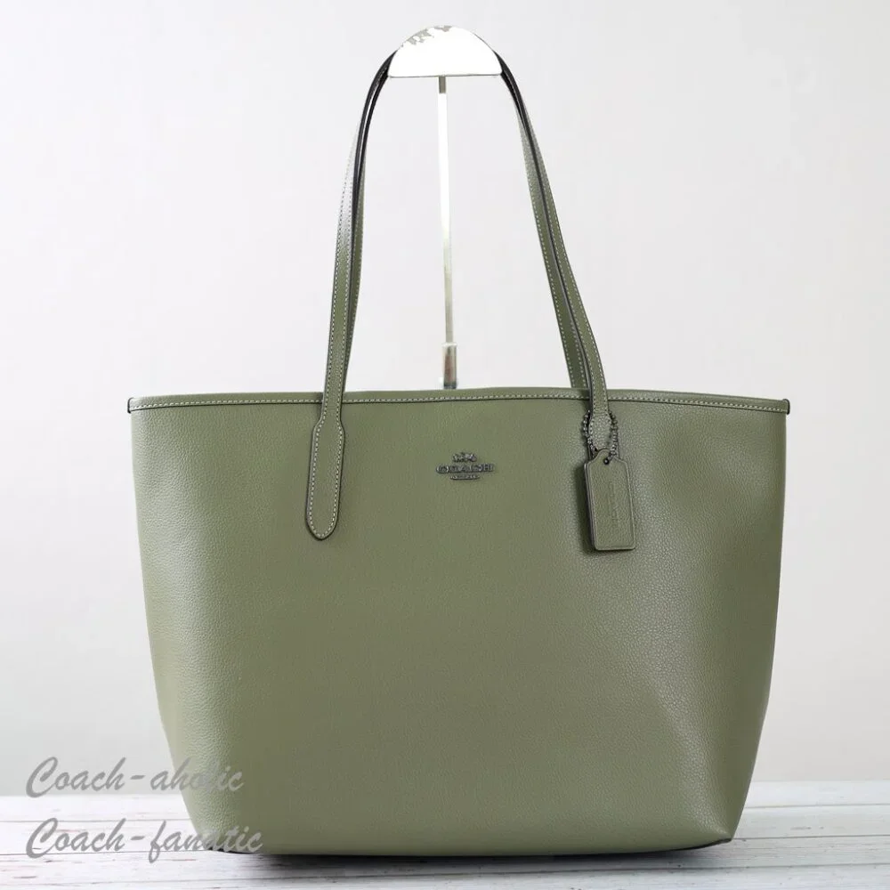 NWT Coach CR111 City Tote Bag Leather Shoulder Bag in Military Green